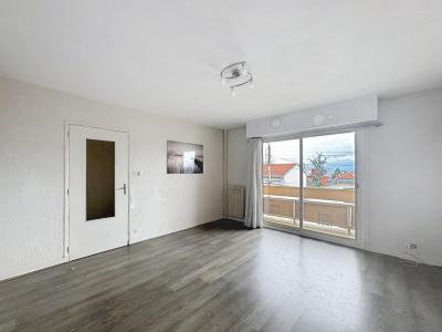 For rent Clermont-ferrand 2 rooms 45 m2 Puy de dome (63000) photo 2