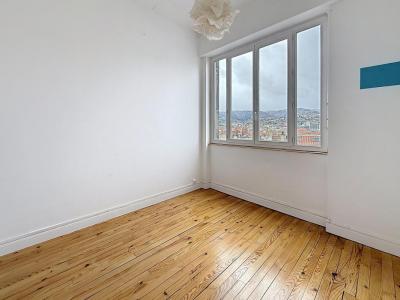 For rent Clermont-ferrand 4 rooms 71 m2 Puy de dome (63000) photo 3
