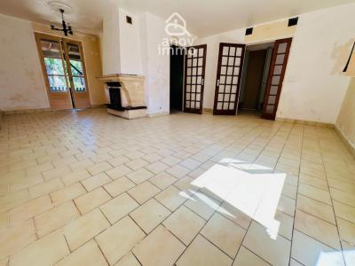 For sale Roullet-saint-estephe 10 rooms 153 m2 Charente (16440) photo 2