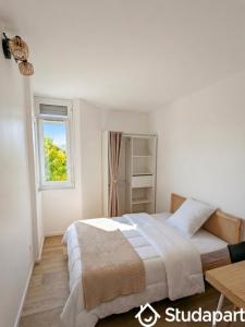 For rent Guyancourt 1 room 10 m2 Yvelines (78280) photo 3