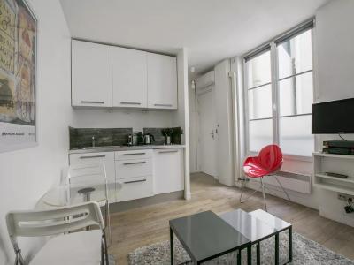 For rent Paris-2eme-arrondissement 1 room 17 m2 Paris (75002) photo 0