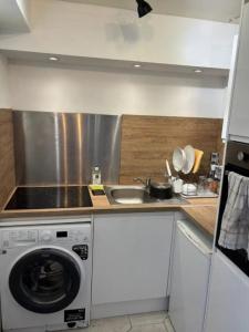 For rent Paris-11eme-arrondissement 1 room 25 m2 Paris (75011) photo 4
