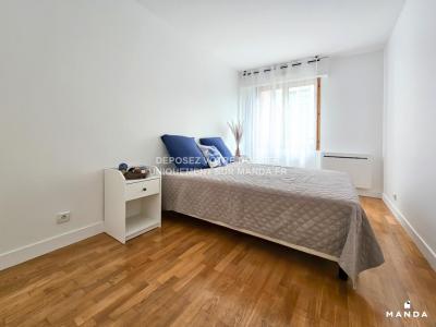 For rent Paris-20eme-arrondissement 3 rooms 64 m2 Paris (75020) photo 2