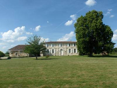 For sale Saint-martin-du-bois 235 m2 Gironde (33910) photo 0