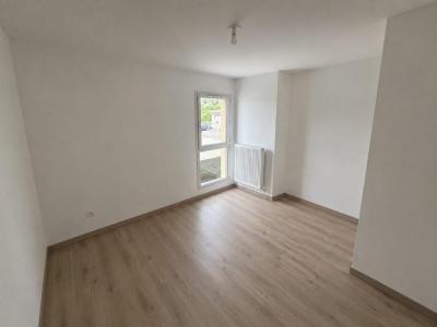 Louer Appartement Bourgoin-jallieu 1100 euros