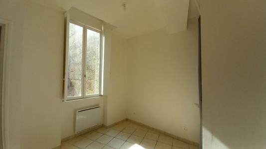 Louer Appartement  513 euros