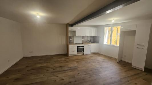 For rent COEUR DE VILLAGE 4 rooms 89 m2 Herault (34230) photo 0