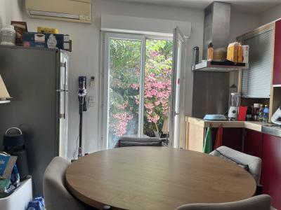 Louer Appartement  Bouches du Rhone