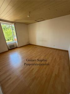 For sale Lucon 5 rooms 77 m2 Vendee (85400) photo 4