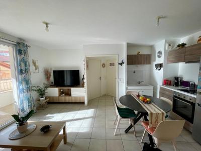 For sale Toulon 2 rooms 42 m2 Var (83100) photo 3