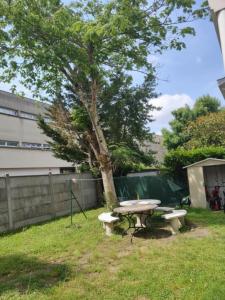For sale Talence 8 rooms 159 m2 Gironde (33400) photo 2