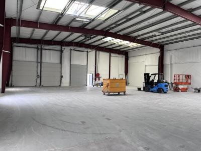 Louer Commerce 525 m2 Orleans