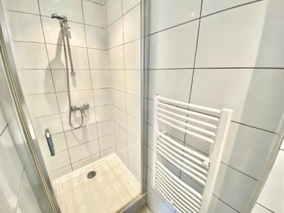 For rent Lyon-3eme-arrondissement 3 rooms 40 m2 Rhone (69003) photo 3