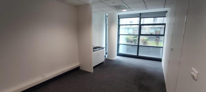 For rent Rouen 5 rooms 232 m2 Seine maritime (76000) photo 4