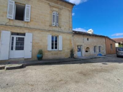 For rent Vignonet 4 rooms 120 m2 Gironde (33330) photo 0
