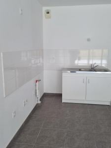 For rent Morillon 3 rooms 77 m2 Haute savoie (74440) photo 2