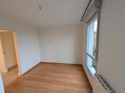 Louer Appartement Tassin-la-demi-lune 844 euros