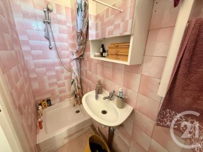 For sale Fontenay-sous-bois 1 room 18 m2 Val de Marne (94120) photo 4