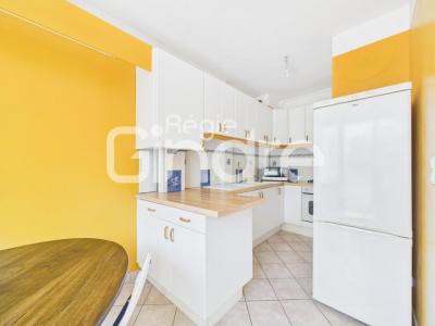 For sale Lyon-4eme-arrondissement 4 rooms 65 m2 Rhone (69004) photo 2