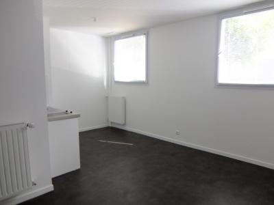 Louer Appartement Nantes 438 euros