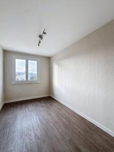 For rent Clermont-ferrand 4 rooms 71 m2 Puy de dome (63000) photo 2