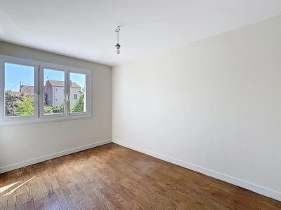 For rent Clermont-ferrand 3 rooms 58 m2 Puy de dome (63000) photo 3