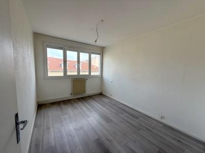 For rent Clermont-ferrand 3 rooms 61 m2 Puy de dome (63000) photo 3