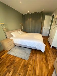 For rent Puteaux 2 rooms 44 m2 Hauts de Seine (92800) photo 1