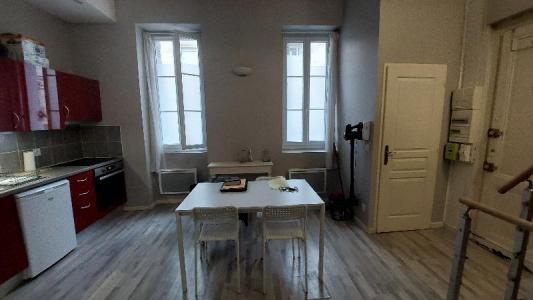 For rent Bordeaux 3 rooms 45 m2 Gironde (33000) photo 2