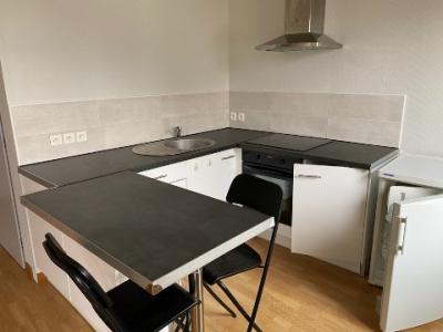 For rent Bordeaux 2 rooms 37 m2 Gironde (33000) photo 1