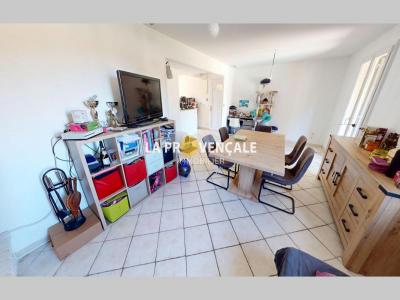 For sale Rognac 4 rooms 85 m2 Bouches du Rhone (13340) photo 4