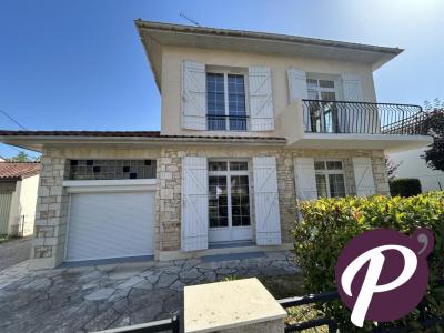 For sale Bergerac 4 rooms 129 m2 Dordogne (24100) photo 0