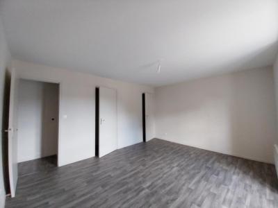 Louer Appartement 76 m2 Maranville