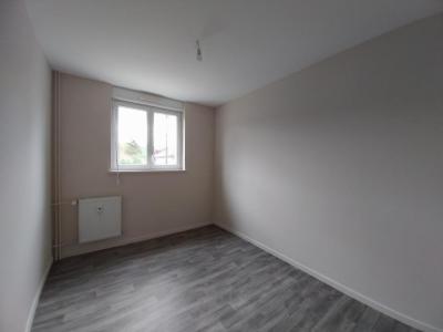 Louer Appartement Froncles 533 euros