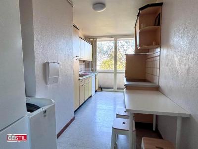 Louer Appartement 81 m2 Cergy