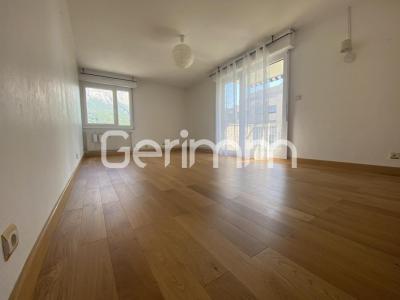 Louer Appartement 99 m2 Meylan