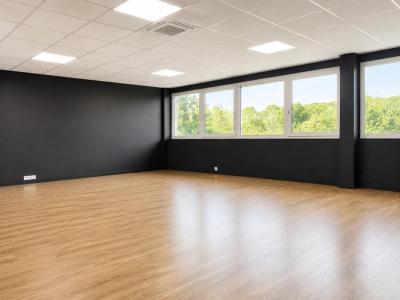 Louer Bureau 646 m2 Bievres