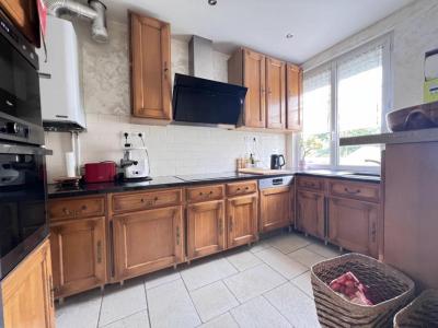 For sale Clayes-sous-bois 5 rooms 96 m2 Yvelines (78340) photo 2
