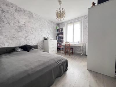 For sale Clayes-sous-bois 5 rooms 96 m2 Yvelines (78340) photo 4