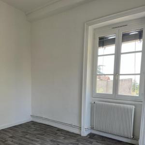 Louer Appartement Sainte-foy-les-lyon 650 euros