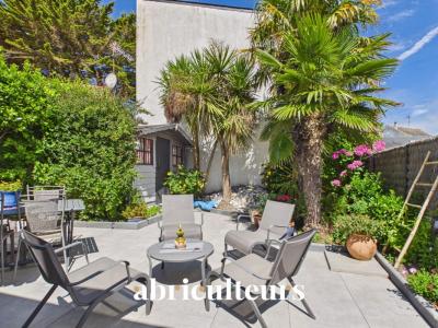 For sale Croisic 4 rooms 74 m2 Loire atlantique (44490) photo 0