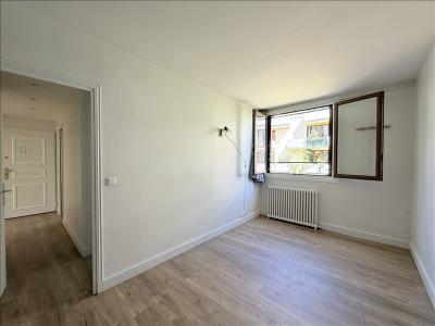 For rent Viroflay 3 rooms 52 m2 Yvelines (78220) photo 4