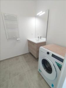 Louer Appartement Roquefort-les-pins 1150 euros