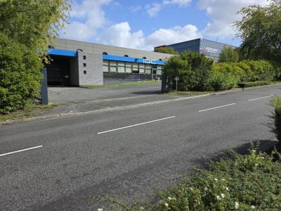 For sale Bondues 1712 m2 Nord (59910) photo 0