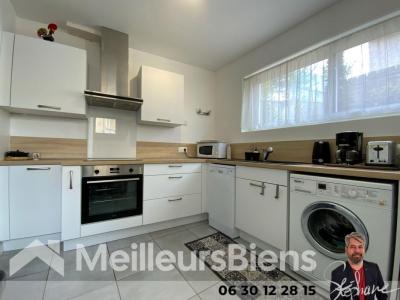 For sale Montendre 4 rooms 79 m2 Charente maritime (17130) photo 3
