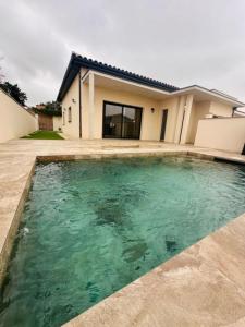 For sale Bassan 4 rooms 94 m2 Herault (34290) photo 0