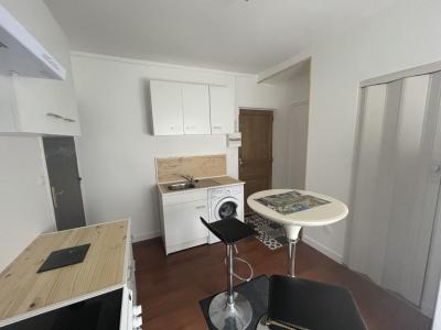 For rent Creusot 1 room 35 m2 Saone et loire (71200) photo 2