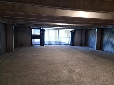Louer Parking 29 m2 Aix-les-bains