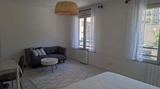 Louer Appartement Caluire-et-cuire 760 euros