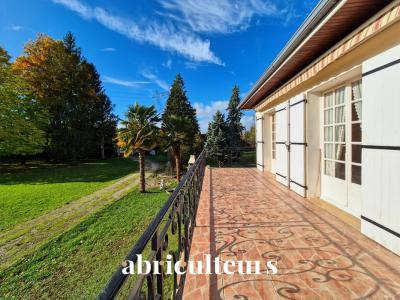 For sale Linars 5 rooms 140 m2 Charente (16730) photo 0